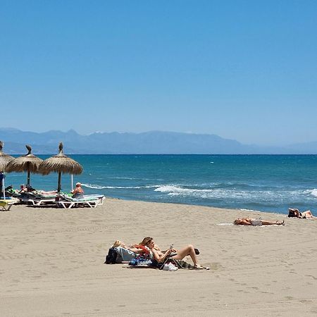 Tinoko Apartament In La Carihuela Beach Torremolinos Buitenkant foto