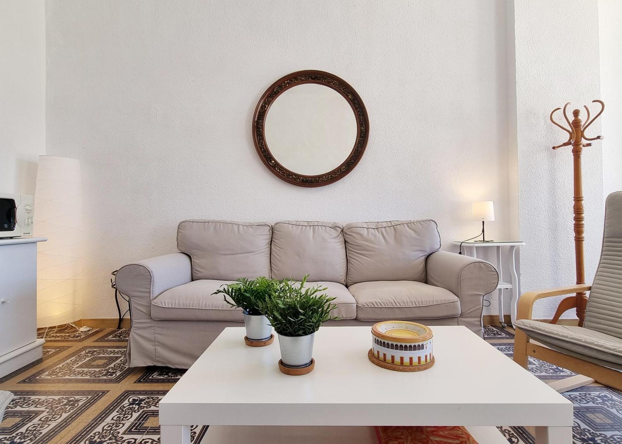 Tinoko Apartament In La Carihuela Beach Torremolinos Buitenkant foto