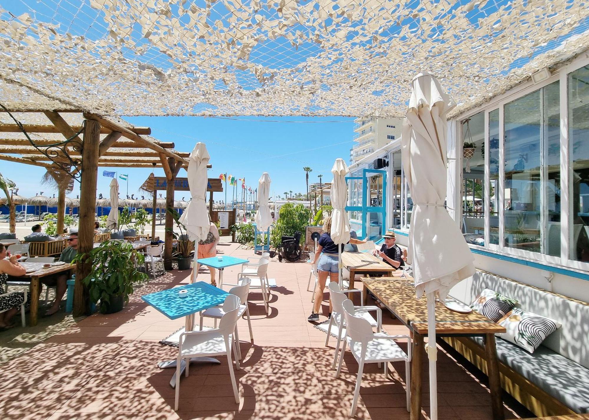Tinoko Apartament In La Carihuela Beach Torremolinos Buitenkant foto