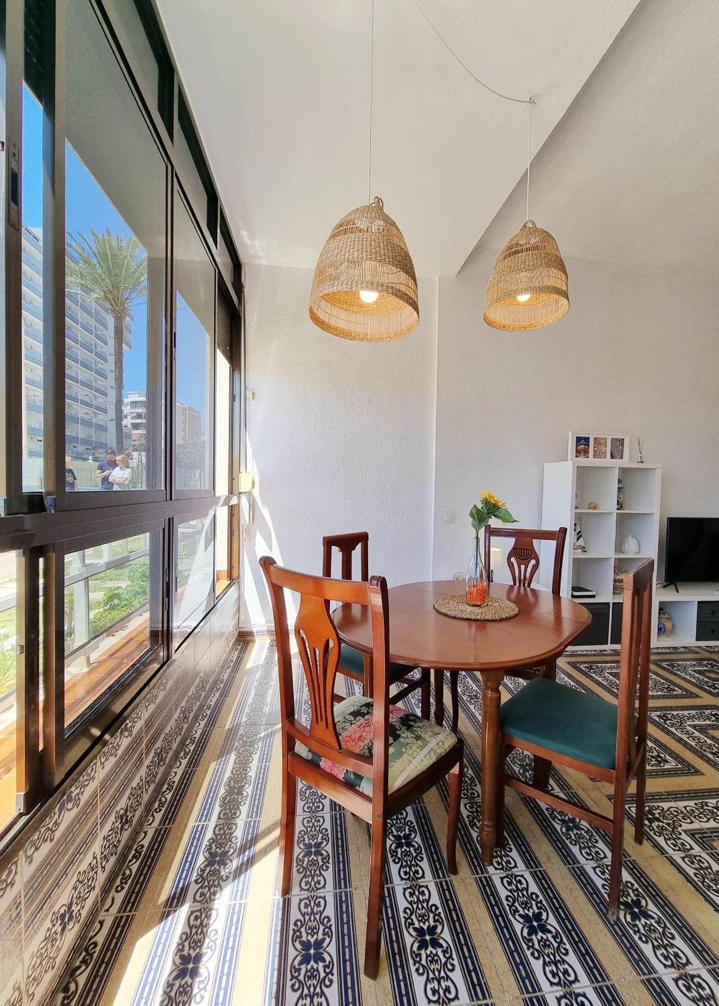 Tinoko Apartament In La Carihuela Beach Torremolinos Buitenkant foto